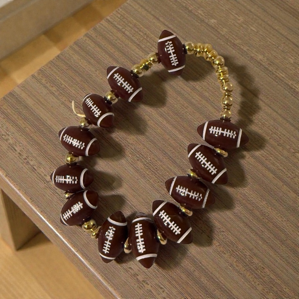 Super Bowl Artisan Unique
 🏈Football Beaded Beacelet